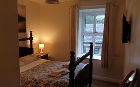 The Golden Lion Hotel